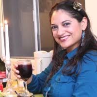 Isabel Monreal's Instagram, Twitter & Facebook