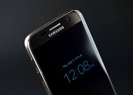 Samsung añadió que bixby será lo suficientemente inteligente como para entender los comandos con información incompleta y ejecutar la tarea con lo mejor de su conocimiento; Bixby El Asistente Virtual De Samsung Llegara En El Galaxy S8