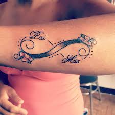 Tatuagens Para Homenagear Pai E Mae Em 2020 Tatuagem Mae E Pai Tatuagem Tatuagem Para Filho