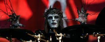 Nacido en des moines, iowa, jordison tocó con diversos grupos de metal y rock de su ciudad antes de llegar a pale ones, la banda que luego . Pcpc1iwi Lotzm