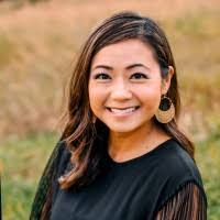 Elizabeth Duong's Instagram, Twitter & Facebook