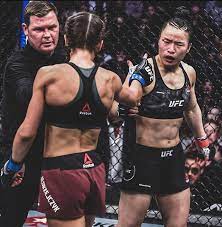 The champion did not lash out at jedrzejczyk for the insensitive post, but rather admonished her for making fun of a virus that is nearing international epidemic proportions. Weili Zhang å¼ ä¼Ÿä¸½ Zhangweilimma Instagram Photos And Videos Sports Bra Ufc Bra