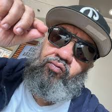 Mr. Groove (Groove The Boss) (@groovetheboss) • Facebook‎