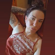 So this is what my landlord sent me this morning. So she basically just  wants me out because I ask her to fix things in my apartment.