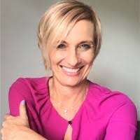 Pam Meredith's Instagram, Twitter & Facebook