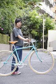 自転車パーツが豊富な幡ヶ谷にあるオシャレ自転車ショップ ブルーラグのスタッフをスナップ 自転車 自転車 おしゃれ 自転車 パーツ