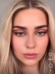 Martha Jauregui's Instagram, Twitter & Facebook