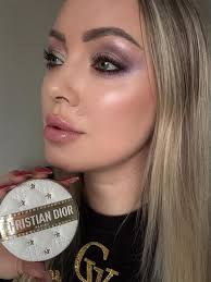 Another very simple #makeuplook using #tomford FF lipstick 💄 in F2 Blush  while also testing a #victoriabeckhambeauty eye pencil and applying a blue  coat of #hermes mascara . . . #naturalmakeuplook #makeupover40 #