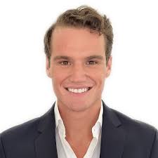 Robin Hartmann's Instagram, Twitter & Facebook