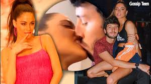 The colombian artist and argentine pop star officially made the announcement on saturday (may 16) via their twitter accounts, expressing that they have decided to end their relationship. Tini Stoessel Se Come A Besos A Sebastian Yatra Youtube