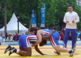 (210801) — chiba, 1 agosto, 2021 (xinhua) — luis alberto orta sánchez (d), de cuba, compite con victor ciobanu, de república de moldavia, durante la semifinal de lucha grecorromana de 60kg masculina, en los juegos olímpicos de tokio 2020, en chiba, japón, el 1 de agosto de 2021. Caracteristicas Psicopedagogicas De La Ensenanza De La Lucha Femenina En Edades De 11 Y 12 Anos