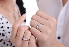Cincin kawin dipercaya sebagai simbol pengikat janji sehidup semati bagi pasangan menikah. Cincin Tunangan Bandung Archives Cincin Tunangan Cincin Kawin Cincin Nikah