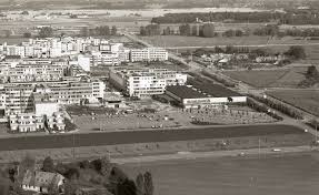 Vue Aerienne De Val De Reuil Au Temps Du Vaudreuil Ville Nouvelle Ville Nouvelle Aerien