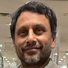 À New York, ce futur immeuble conçu par le cabinet d'architectes Hism  semble défier la gravité en flottant dans le ciel. Aucune date n'a été  annoncée et le nom du client reste