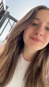 Isabella Stover's Instagram, Twitter & Facebook