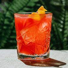 Serves 1rum and ginger beer are happy bedfellows in this classic drink. 11 Easy Rum Cocktails You Can Make This Summer