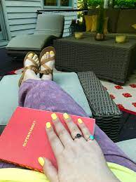 Why did you let it go? Enjoying This Summer Sun 506 Shellac By Dnd On My Fingers Toes Redditlaqueristas