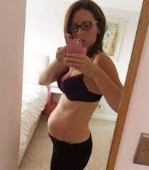 Symptoms independently associated with the presence of ovarian cancer include pelvic and abdominal pain, increased abdominal size and bloating, and difficulty eating or feeling full. Bloating Is A Key Sign Of Ovarian Cancer But Women Are More Likely To Change Their Diet Than Visit Their Gp