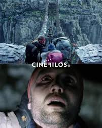 Imagina que vas de excursión con tus amigos y de repente escuchas un ruido  extraño en medio de la nada. Al investigar, tu novio cae en una cueva y  cuando lo van