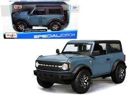 Naturally safe historic paints since 1974. 2021 Ford Bronco Badlands Blue With Black Top Special Edition 1 24 Diecast Model Car By Maisto Walmart Com Walmart Com