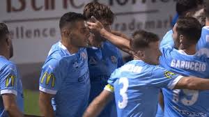 For all the latest melbourne city fc news and features, visit the official website of melbourne city fc. Brisbane Roar 0 1 Melbourne City Metcalfe S Second Half Strike Gets Melbourne Off To A Winning Start Anytime Football