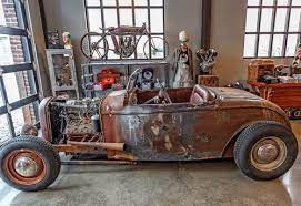 Go Away Garage This Is The Old 32 Roadster Body That Mike Found On American Pickers And Had Built In To A Traditional Rod No Rat Rod Hot Rods Hot Rods Cars