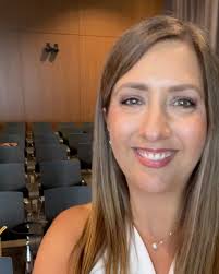 Grateful for a week filled with highlights. , Competing in the very popular  IABC Western Australia event, the “Great Debate”. Thank you to my team  mates Peta Rule & Nick Rynne (Team Media) who joined ...