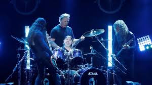 Oh je sais que tu n'as rien dit c'est ton ?il que je prends au mot souvent. Metallica Chante Ma Gueule De Johnny Hallyday En Concert A Paris L Express