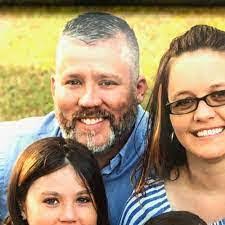 Vicki Prevatte's Instagram, Twitter & Facebook