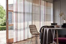 Sur le même principe qu'un rideau, seul le bas de la moustiquaire, au. Store Baie Vitree Store Baie Vitree Coulissante