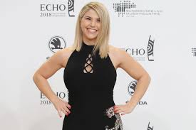 Beatrice egli (30) macht schluss! Beatrice Egli Busen Blitzer Auf Instagram Uberrascht Fans Brigitte De
