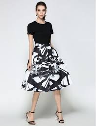 Black And White Skirt Outfit 50s Style Black And White Floral Skirt Looks Casuais Vestidos Looks