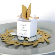 Ciao ragazze matrimonio tema ulivo, come segnaposto preferireste tarallini oppure bottigliette di olio aromatizzato? Corona Di Ramo D Ulivo