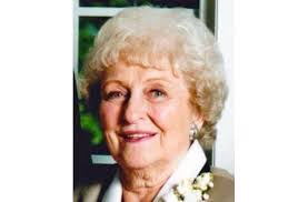 Marilyn Larsen's Instagram, Twitter & Facebook