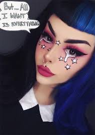 51 Creepy And Cool Halloween Makeup Ideas To Try In 2020 Cool Halloween Makeup Unique Halloween Makeup Cute Halloween Makeup