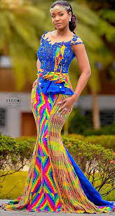 Pin By Adele Dembele On Pagnes African Fashion Dresses Latest African Fashion Dresses African Attire