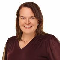 Becky Prater's Instagram, Twitter & Facebook