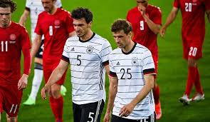 Dfb ˌdeːʔɛfˈbeː) is the governing body of football in germany.a founding member of both fifa and uefa, the dfb has jurisdiction for the german football league system and is in charge of the men's and women's national teams. Wodmrpos8zilam