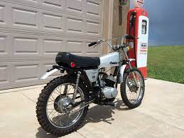 Pin De Besibatukayu En Suzuki Motorcycle Motocicletas