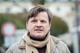 Liberáli zvolávajú okrúhly stôl opozície k slintačke a krívačke, Takáč  podľa Hlinu nekonal preventívne