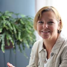 Sell and Buy with Donna at Coldwell Banker Prime Properties