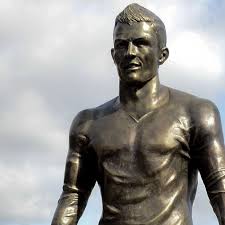 Así son las bromascristiano ronaldo statue| cristiano ronaldo bust| ronaldo statuef. Cristiano Ronaldo S Statue Has A Huge Erection And He Approves Outsports