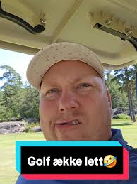 Skjeberg Golfklubb @Adrian Hansen dere må sette opp nett her🤣🤣🤣🤣...