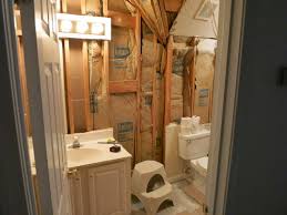Each bathroom has its own charm and exudes a cozy atmosphere, if it is properly decorated and the same rule applies for bathrooms with sloping ceilings. Design Help Attic Bath With Sloped Ceiling