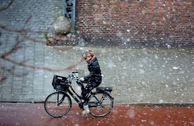 Mix van regen, natte sneeuw en sneeuw in Grimbergen in de avond |  Grimbergen | hln.be