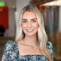 Angela Hennington's Instagram, Twitter & Facebook