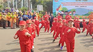 Dalam film laskar pelangi saya harus rasanya bodoh sekali, sekaligus kasihan pada mas riri riza dan para kru yang sudah susah payah. Sekolah Pelangi Kasih Pluit Red Pastel E