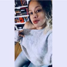 Ashley Herring's Instagram, Twitter & Facebook