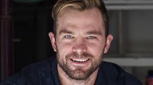 Josh Booth's Instagram, Twitter & Facebook