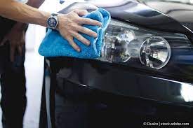 Wann immer sich der anstrich abnutzt, kann er wieder erneuert werden. Autoscheinwerfer Reinigen Mit Den Wd 40 Guide So Funktioniert S